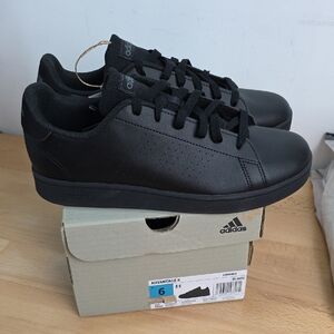 Adidas Kids All-Black Advantage Sneakers US 6